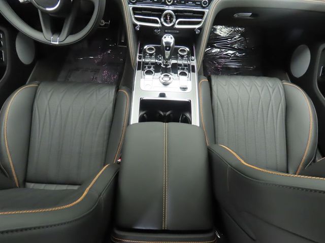2025 Bentley Flying Spur - 22943437 - 16