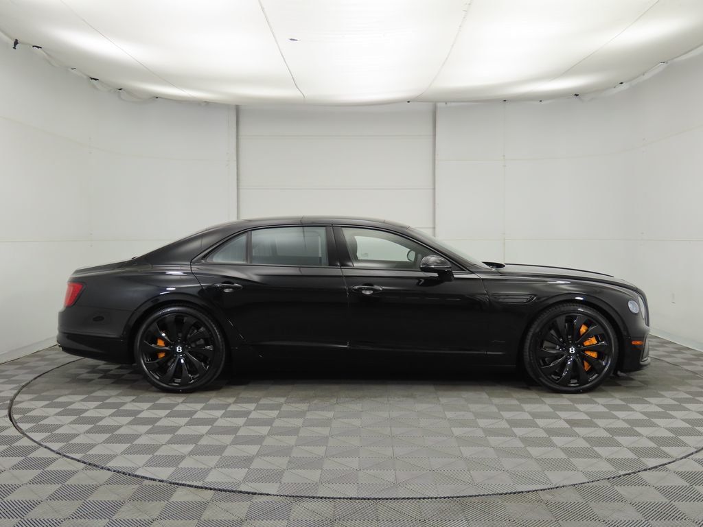 2026 Bentley Flying Spur photo 4