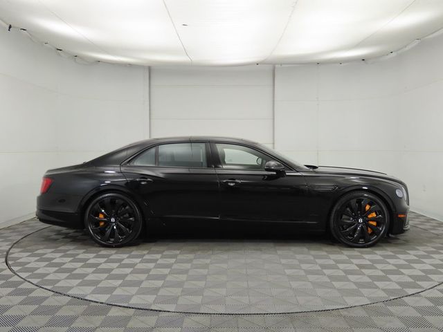 2025 Bentley Flying Spur - 22943437 - 3
