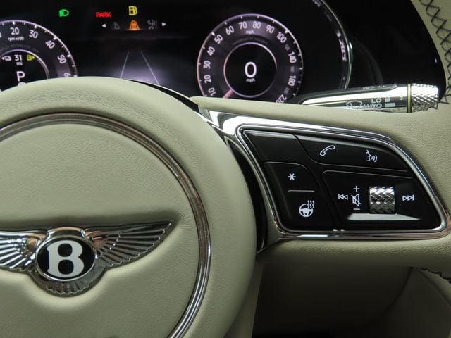 2025 Bentley Flying Spur Black Edition Sedan - 22910536 - 11