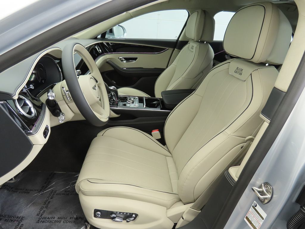 2025 Bentley Flying Spur photo 19
