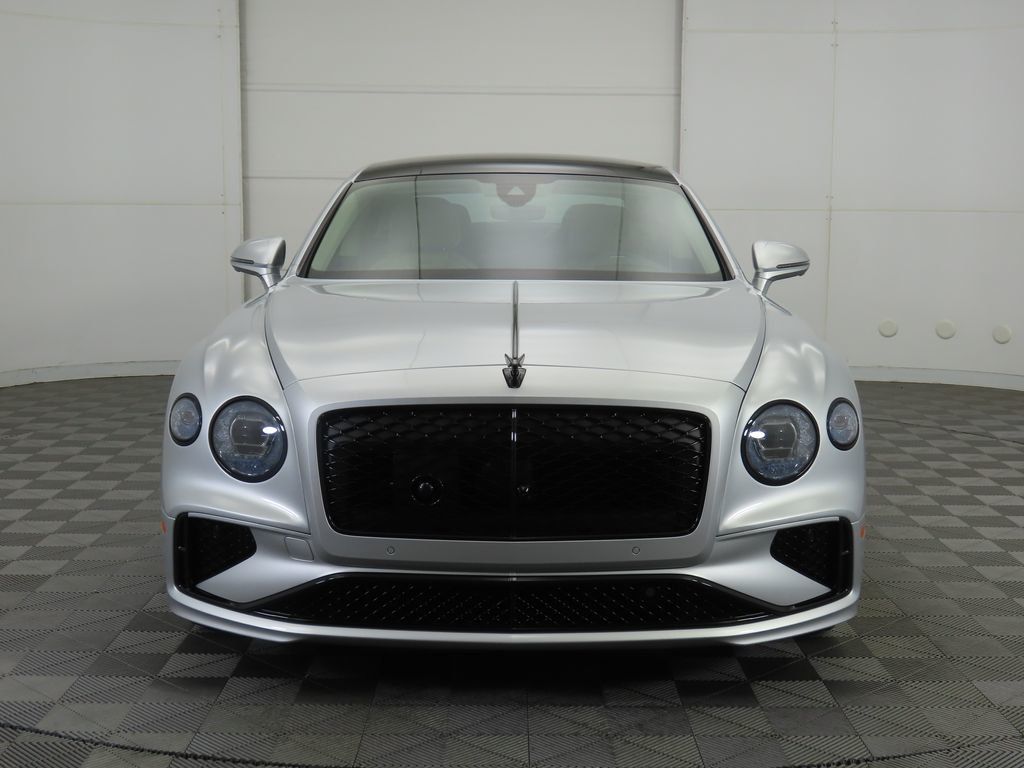 2025 Bentley Flying Spur photo 2