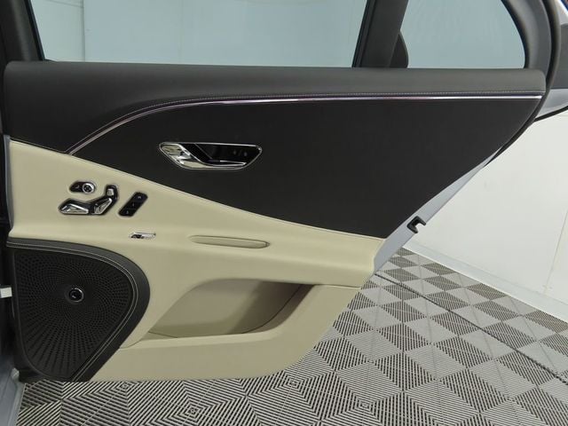 2025 Bentley Flying Spur Black Edition Sedan - 22910536 - 26