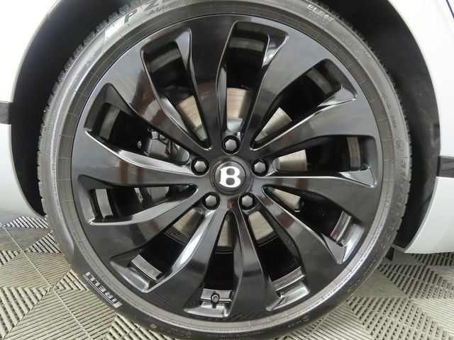 2025 Bentley Flying Spur Black Edition Sedan - 22910536 - 31