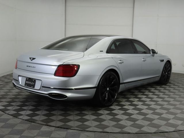 2025 Bentley Flying Spur Black Edition Sedan - 22910536 - 4