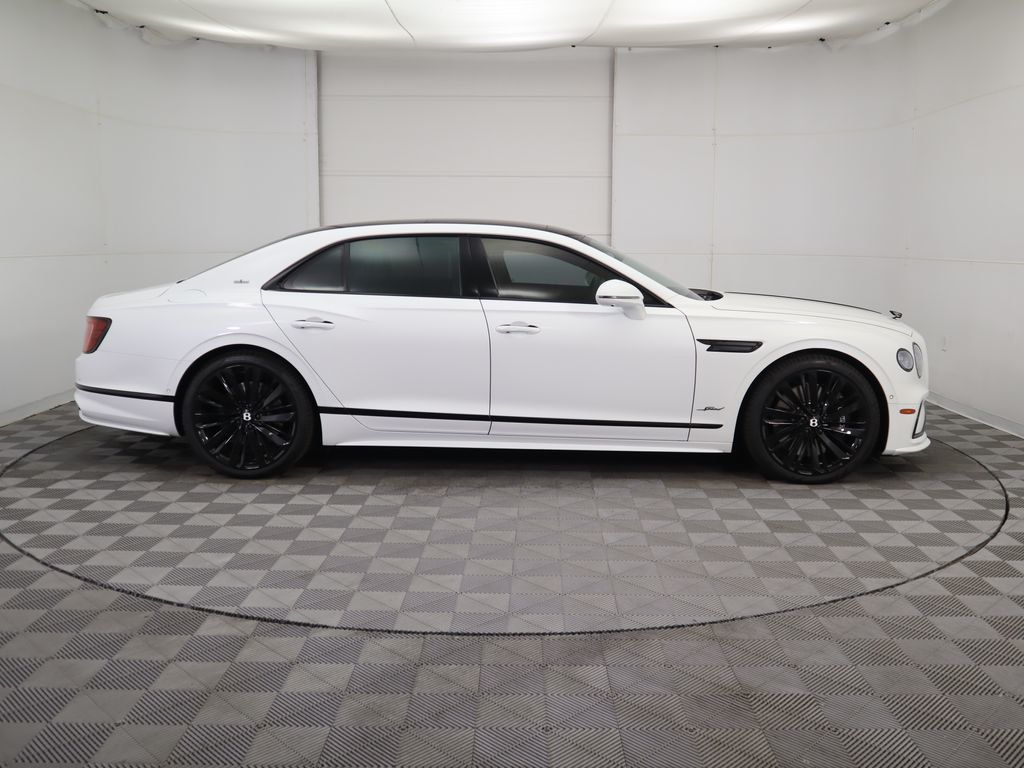 2025 Bentley Flying Spur Speed photo 4