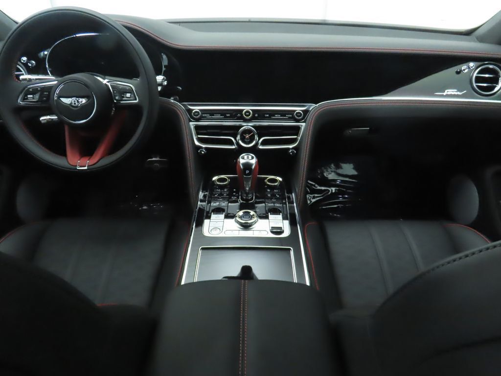 2025 Bentley Flying Spur Speed photo 13