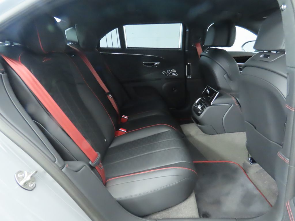 2025 Bentley Flying Spur Speed photo 20