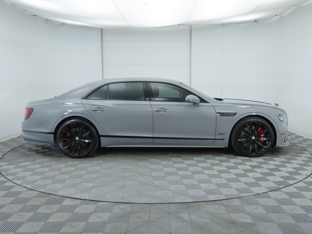 2025 Bentley Flying Spur Speed photo 4