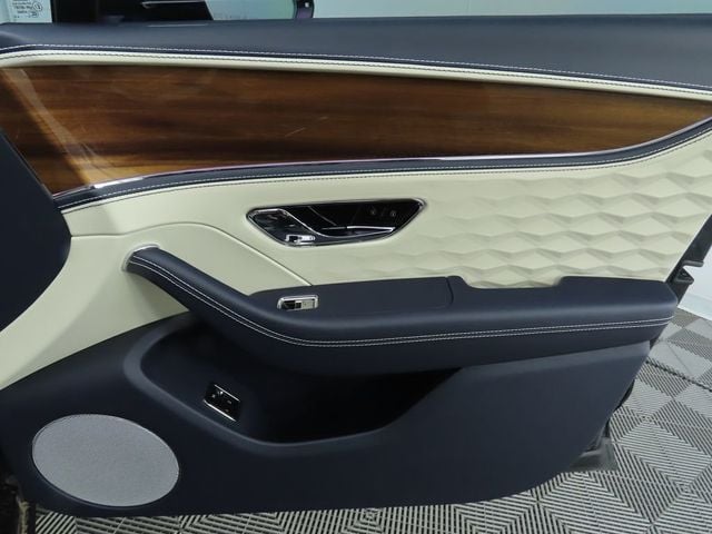 2025 Bentley Flying Spur Speed Sedan - 22891451 - 26