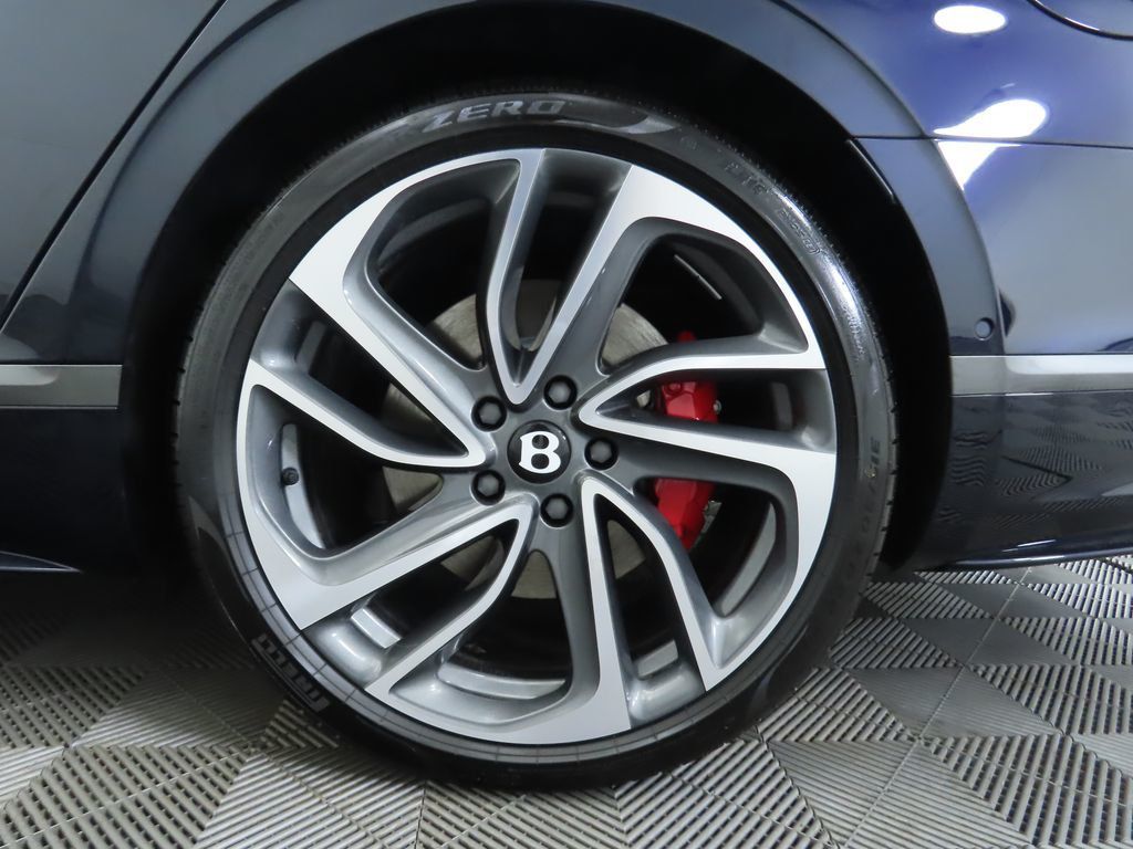 2025 Bentley Flying Spur Speed photo 26