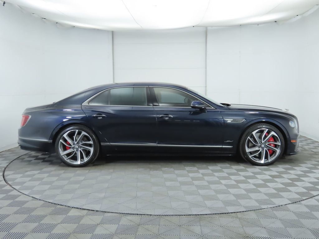 2025 Bentley Flying Spur Speed photo 4