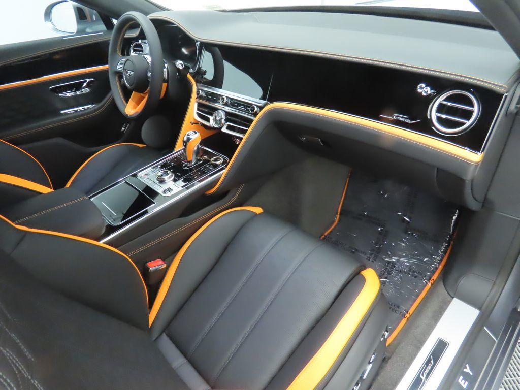 2025 Bentley Flying Spur Speed photo 18