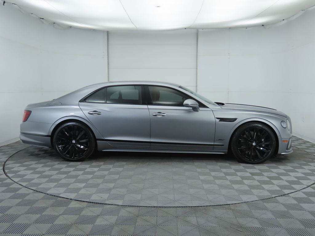 2025 Bentley Flying Spur Speed photo 4