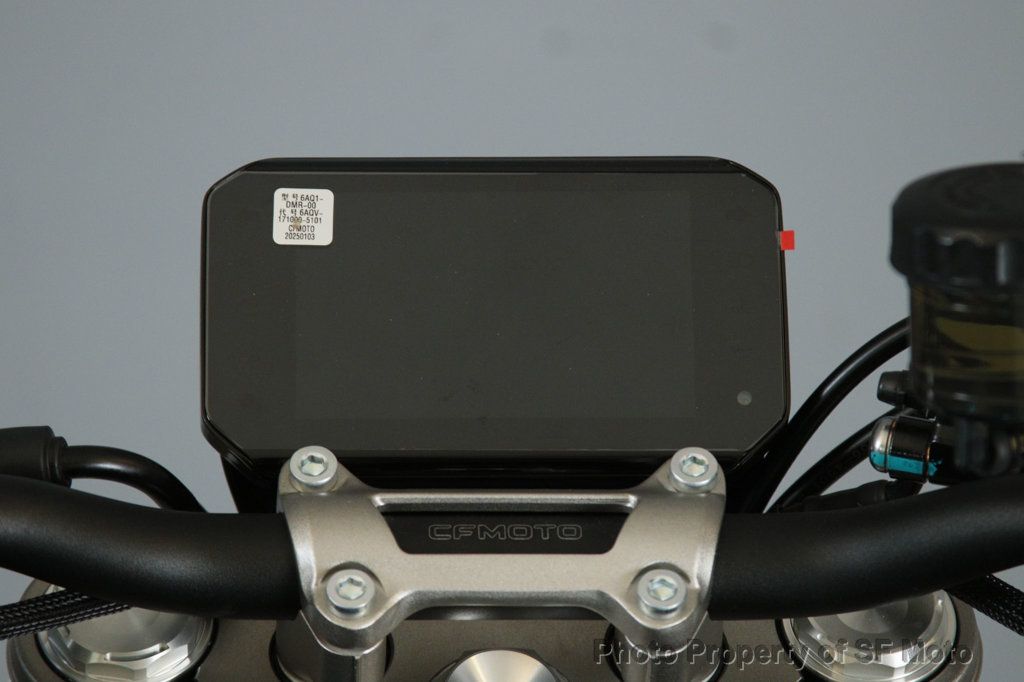 2025 CFMOTO 450NK PACKED with tech! - 22925982 - 7