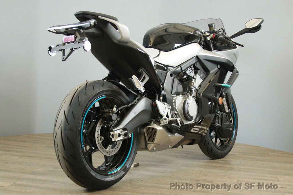 2025 CFMOTO 675SS Available Now! - 22872210 - 8