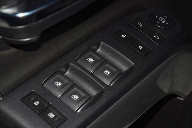 2025 Chevrolet   - 22902872 - 37