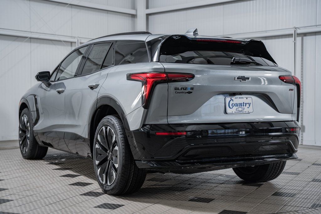 2025 Chevrolet Blazer EV RWD 4dr RS - 22769398 - 5