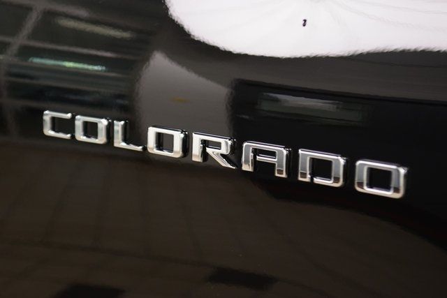2025 Chevrolet Colorado 4WD Crew Cab Z71 - 22878417 - 16