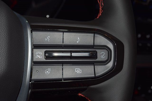 2025 Chevrolet Colorado 4WD Crew Cab Z71 - 22878417 - 38