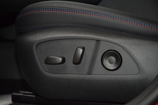 2025 Chevrolet Equinox EV 4dr RS - 22899985 - 37