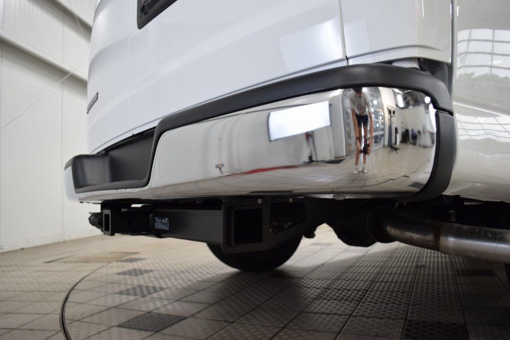 2025 Chevrolet Express Cargo Van RWD 2500 135" - 22863345 - 17