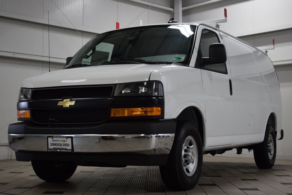 2025 Chevrolet Express Cargo Van RWD 2500 135" - 22863345 - 2