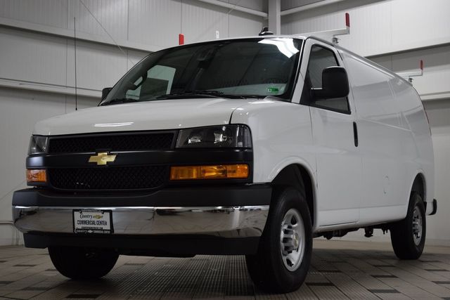 2025 Chevrolet Express Cargo Van RWD 2500 135" - 22863345 - 2
