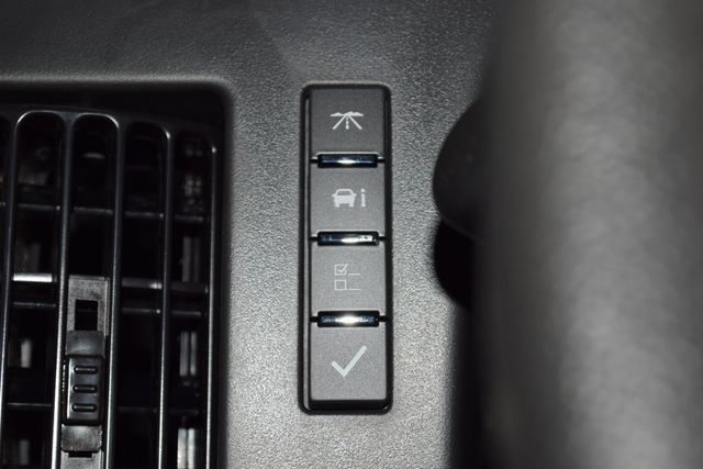 2025 Chevrolet Express Cargo Van RWD 2500 135" - 22863345 - 30