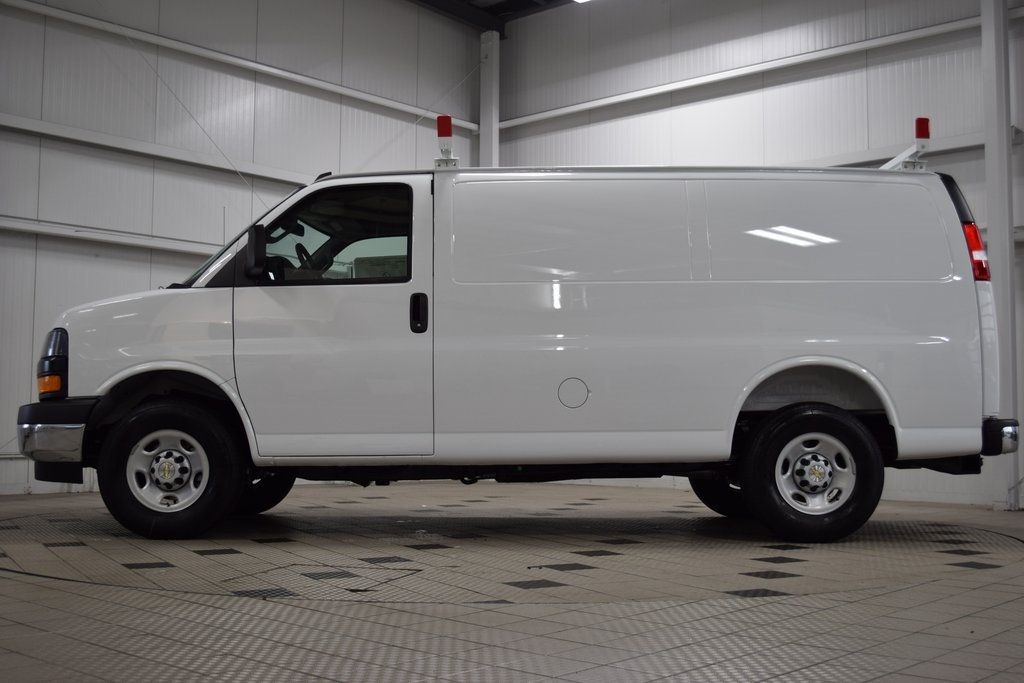 2025 Chevrolet Express Cargo Van RWD 2500 135" - 22863345 - 3