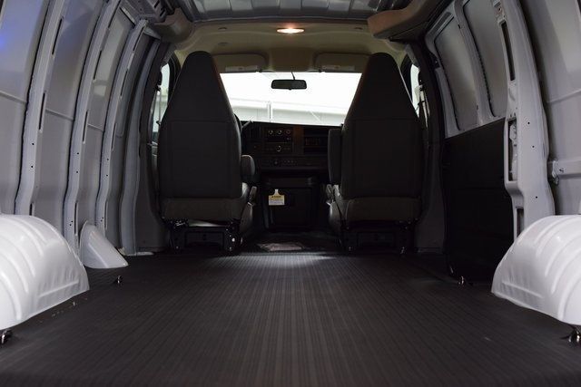 2025 Chevrolet Express Cargo Van RWD 2500 135" - 22924676 - 12