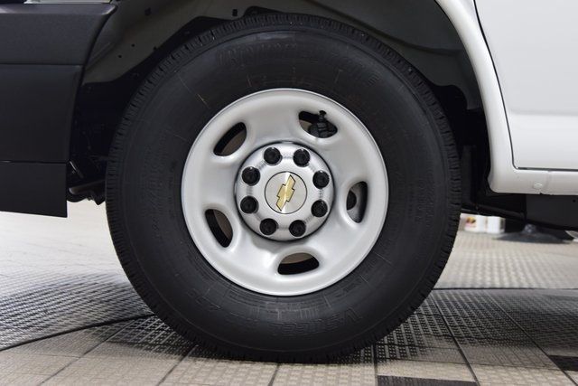 2025 Chevrolet Express Cargo Van RWD 2500 135" - 22924676 - 14