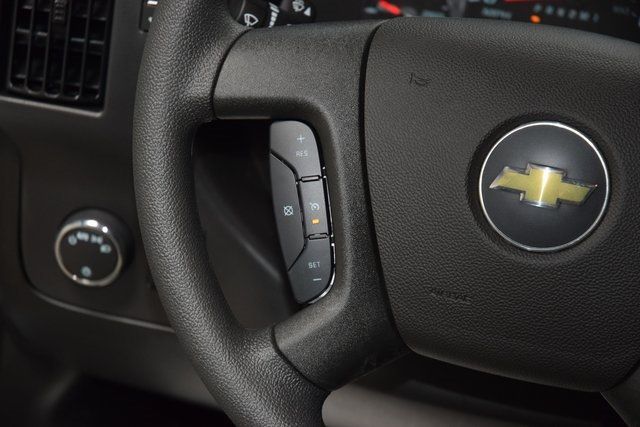 2025 Chevrolet Express Cargo Van RWD 2500 135" - 22924676 - 21