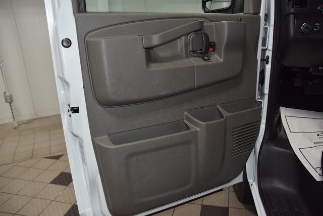 2025 Chevrolet Express Cargo Van RWD 2500 135" - 22924676 - 23