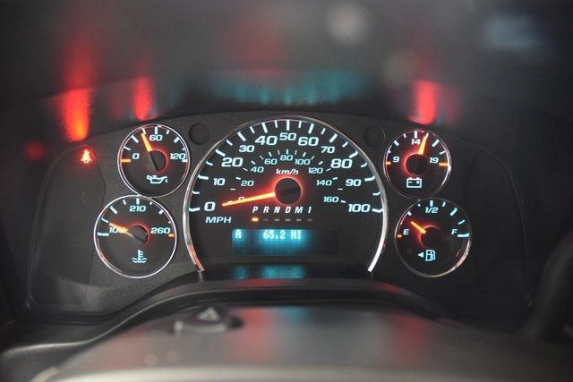 2025 Chevrolet Express Cargo Van RWD 2500 135" - 22940562 - 29