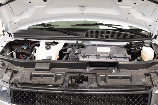 2025 Chevrolet Express Commercial Cutaway 3500 Van 139" - 22868270 - 16