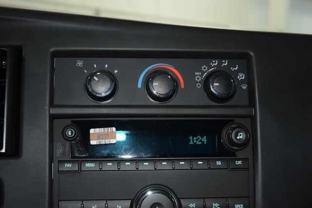 2025 Chevrolet Express Commercial Cutaway 3500 Van 139" - 22868270 - 18