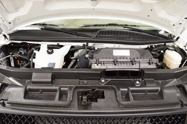 2025 Chevrolet Express Commercial Cutaway 3500 Van 139" - 22868271 - 13