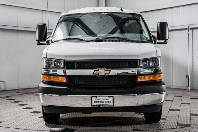 2025 Chevrolet Express Commercial Cutaway 3500 Van 139" - 22868272 - 1
