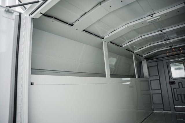 2025 Chevrolet Express Commercial Cutaway 3500 Van 139" - 22868272 - 23