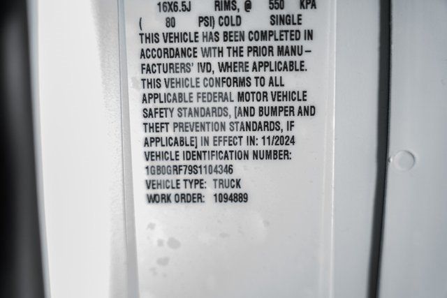 2025 Chevrolet Express Commercial Cutaway 3500 Van 139" - 22868272 - 40