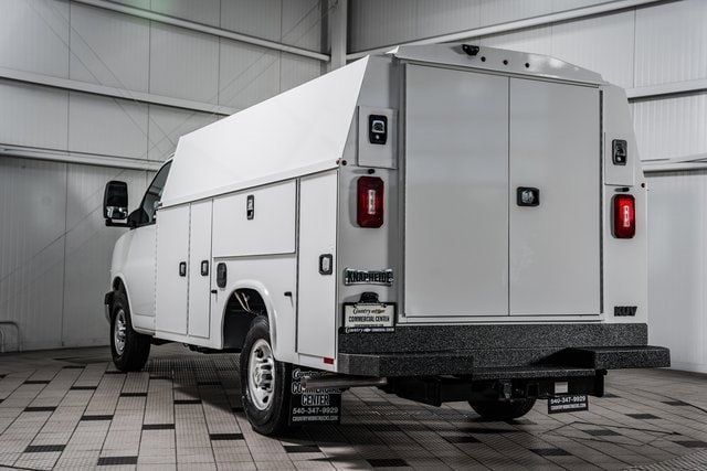 2025 Chevrolet Express Commercial Cutaway 3500 Van 139" - 22868272 - 4
