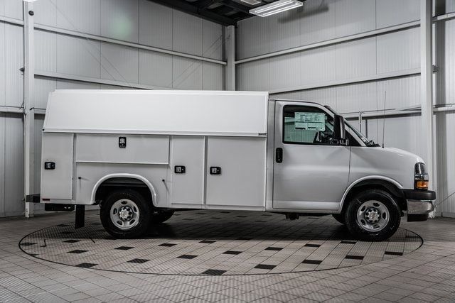 2025 Chevrolet Express Commercial Cutaway 3500 Van 139" - 22868272 - 7