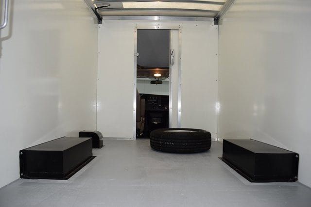 2025 Chevrolet Express Commercial Cutaway 3500 Van 139" - 22868273 - 33