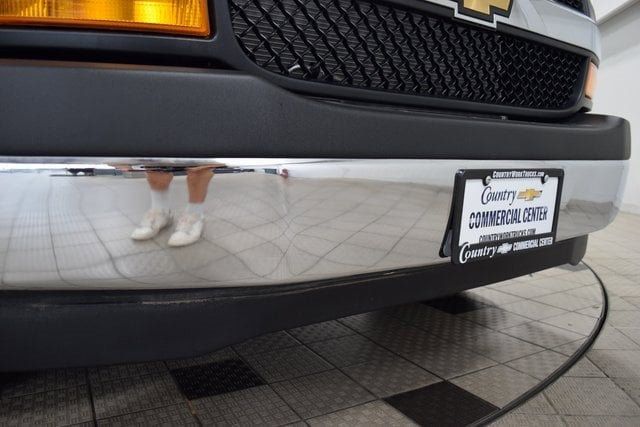 2025 Chevrolet Express Commercial Cutaway 3500 Van 139" - 22868275 - 12