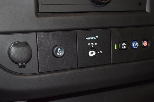 2025 Chevrolet Express Commercial Cutaway 3500 Van 139" - 22868275 - 26