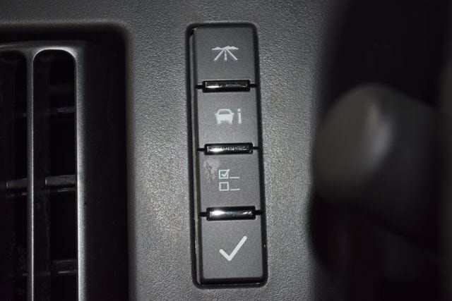 2025 Chevrolet Express Commercial Cutaway 3500 Van 139" - 22868275 - 30