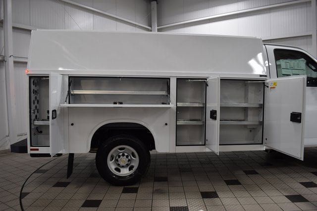 2025 Chevrolet Express Commercial Cutaway 3500 Van 139" - 22868275 - 42