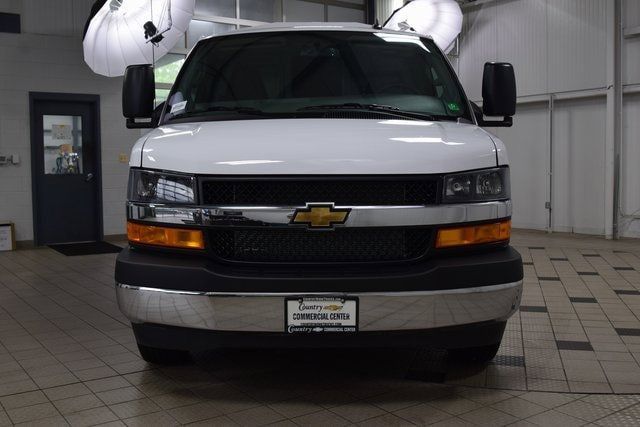 2025 Chevrolet Express Commercial Cutaway 3500 Van 139" - 22881943 - 1