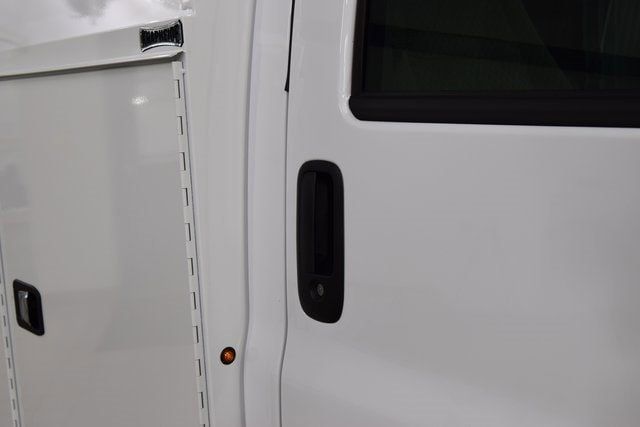 2025 Chevrolet Express Commercial Cutaway 3500 Van 139" - 22881943 - 8